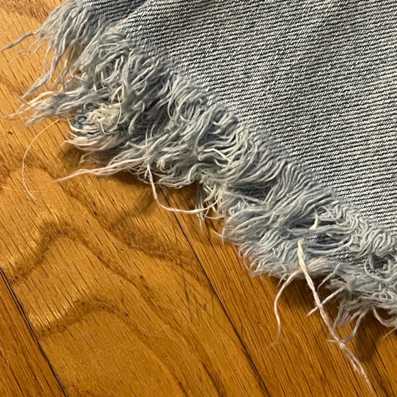 Vintage Levi’s Denim Shorts Lightwash - Picture 16 of 16